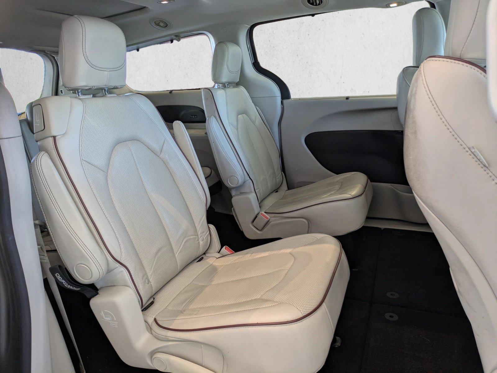 Used 2019 Chrysler Pacifica Limited FWD image 20