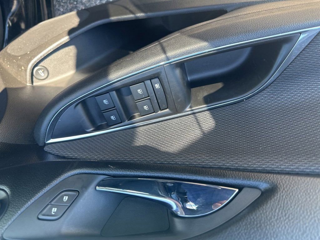Used 2018 Chevrolet Cruze LS image 14