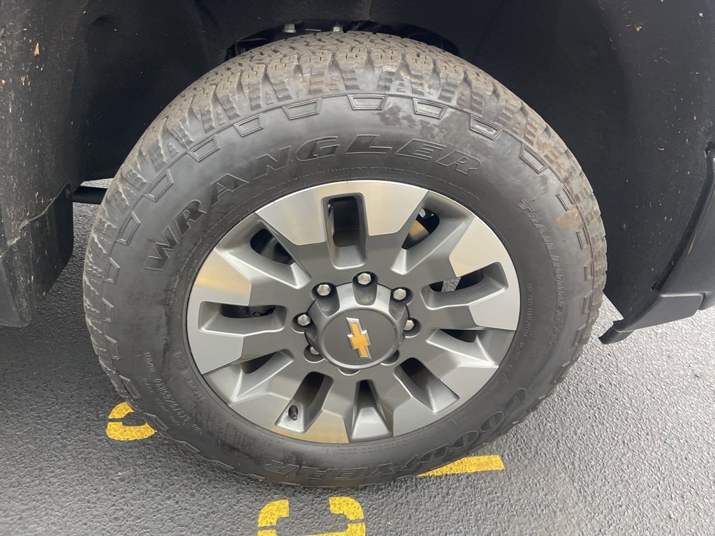 Used 2024 Chevrolet Silverado 2500 Custom w/ Custom Value Package image 27