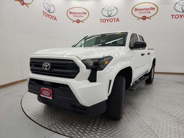 Used 2025 Toyota Tacoma SR RWD image 2