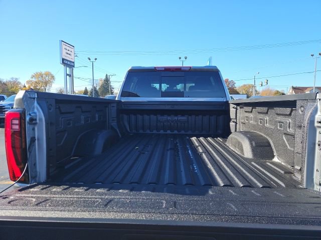 New 2026 GMC Sierra 2500 SLT w/ SLT Premium Package image 10