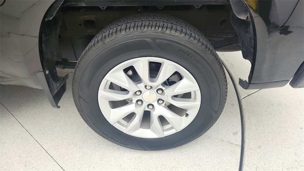 Certified 2022 Chevrolet Silverado 1500 Custom w/ LPO, Dark Essentials Package image 26