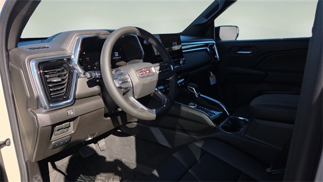 New 2026 GMC Canyon Elevation w/ LPO, Sports Bar Package image 33