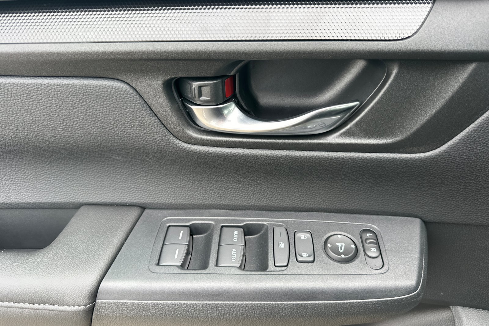 New 2026 Honda CR-V EX image 10