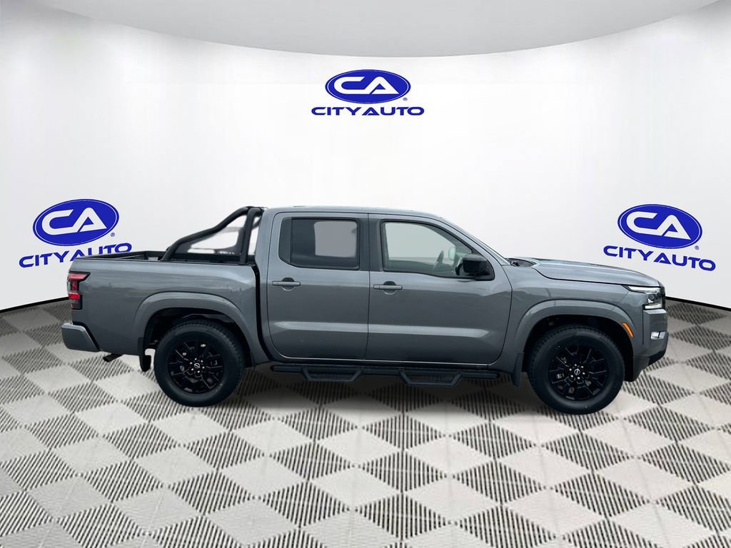 Used 2023 Nissan Frontier SV w/ Midnight Edition Package RWD image 2