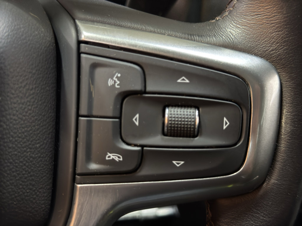 Used 2022 Chevrolet Silverado 1500 LT Trail Boss w/ Bed Protection Package AWD/4WD image 26