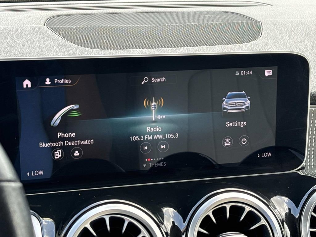 Used 2021 Mercedes-Benz GLB 250 w/ Premium Package image 26