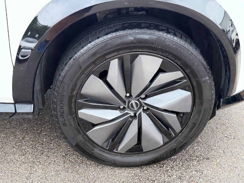 Used 2023 Nissan Ariya FWD image 19