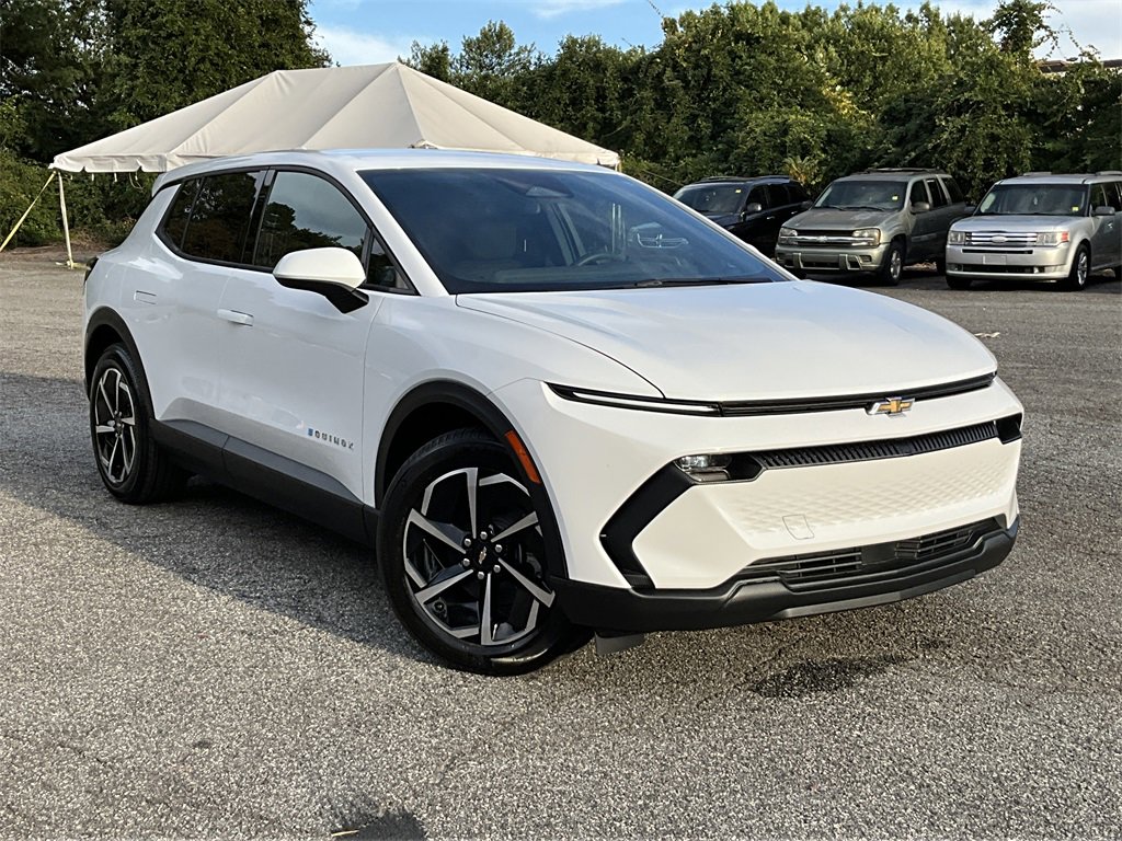 New 2026 Chevrolet Equinox EV LT image 1
