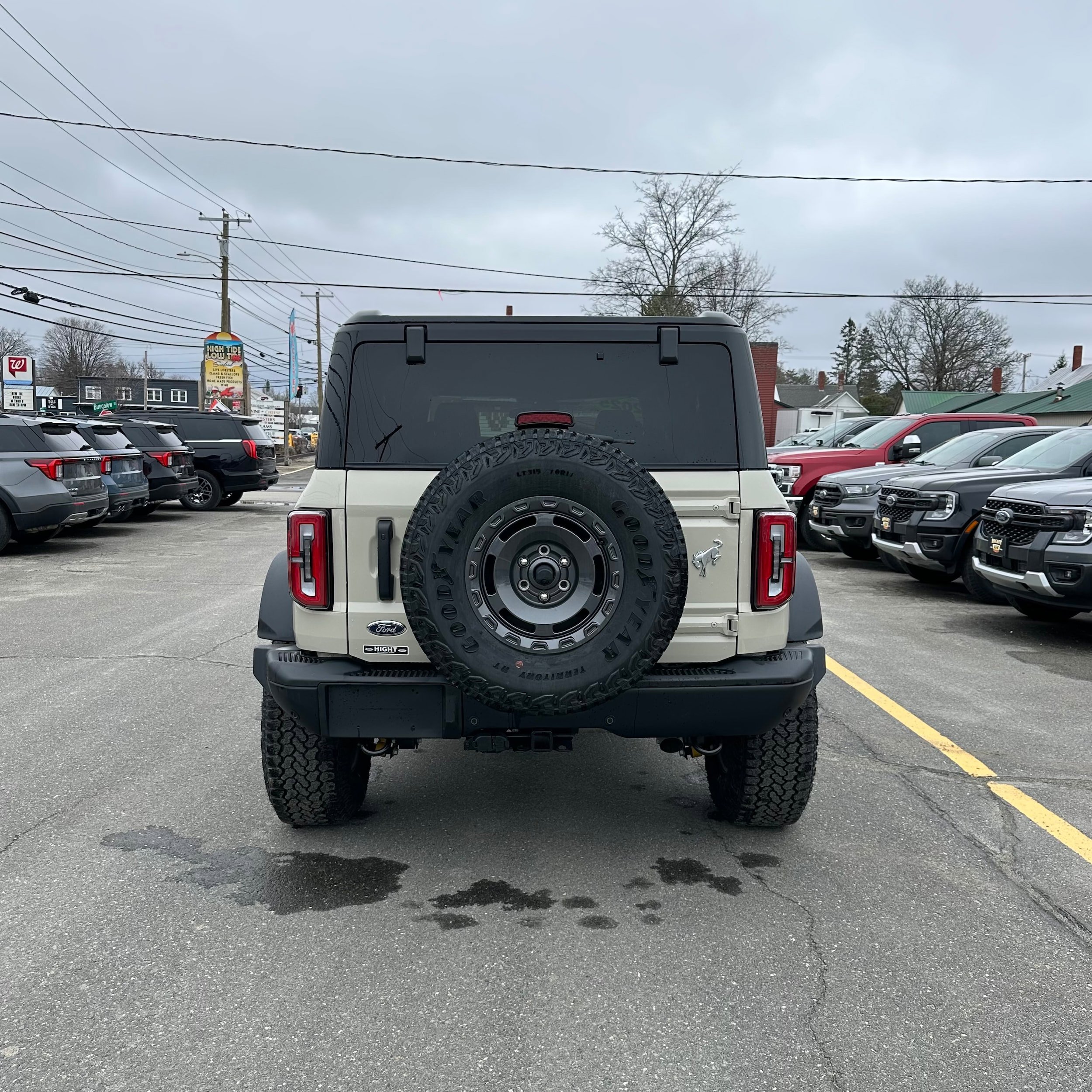 New 2025 Ford Bronco Badlands w/ Sasquatch Package AWD/4WD image 11