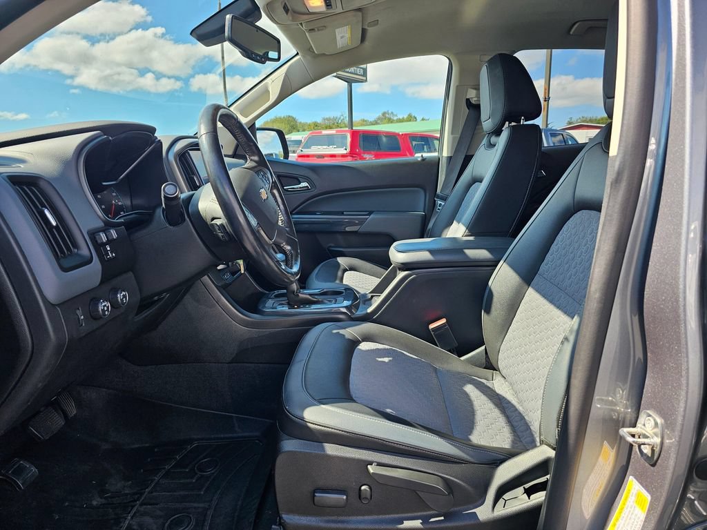 Used 2019 Chevrolet Colorado Z71 AWD/4WD image 22