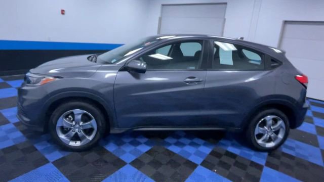 Certified 2022 Honda HR-V LX image 4