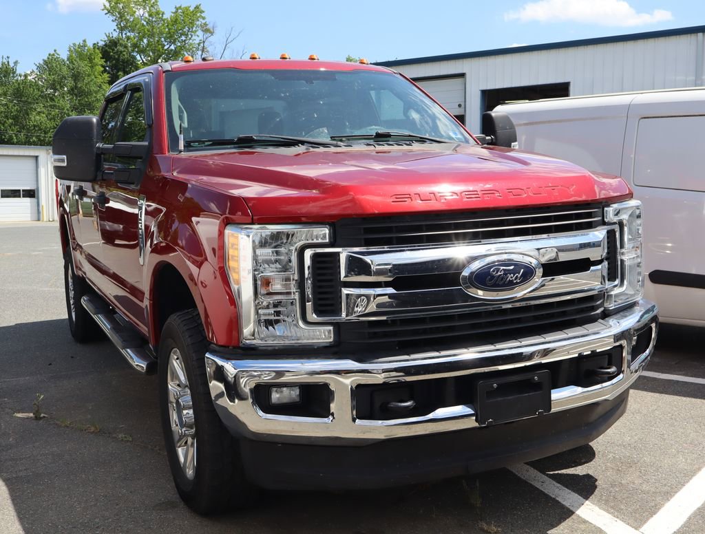 Used 2017 Ford F250 XLT w/ XLT Value Package image 5