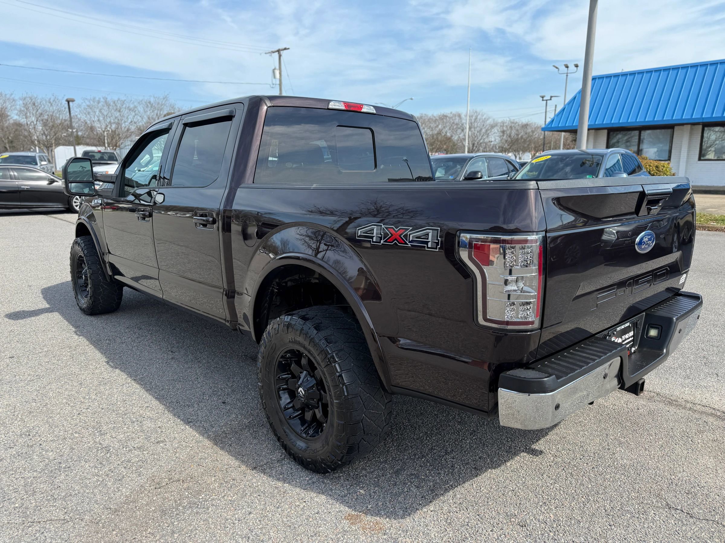 Used 2019 Ford F150 Lariat image 9