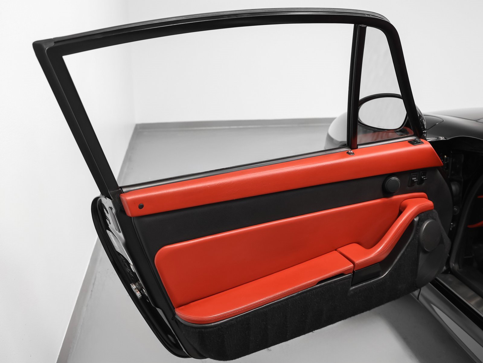 Used 1998 Porsche 911 Carrera S image 69