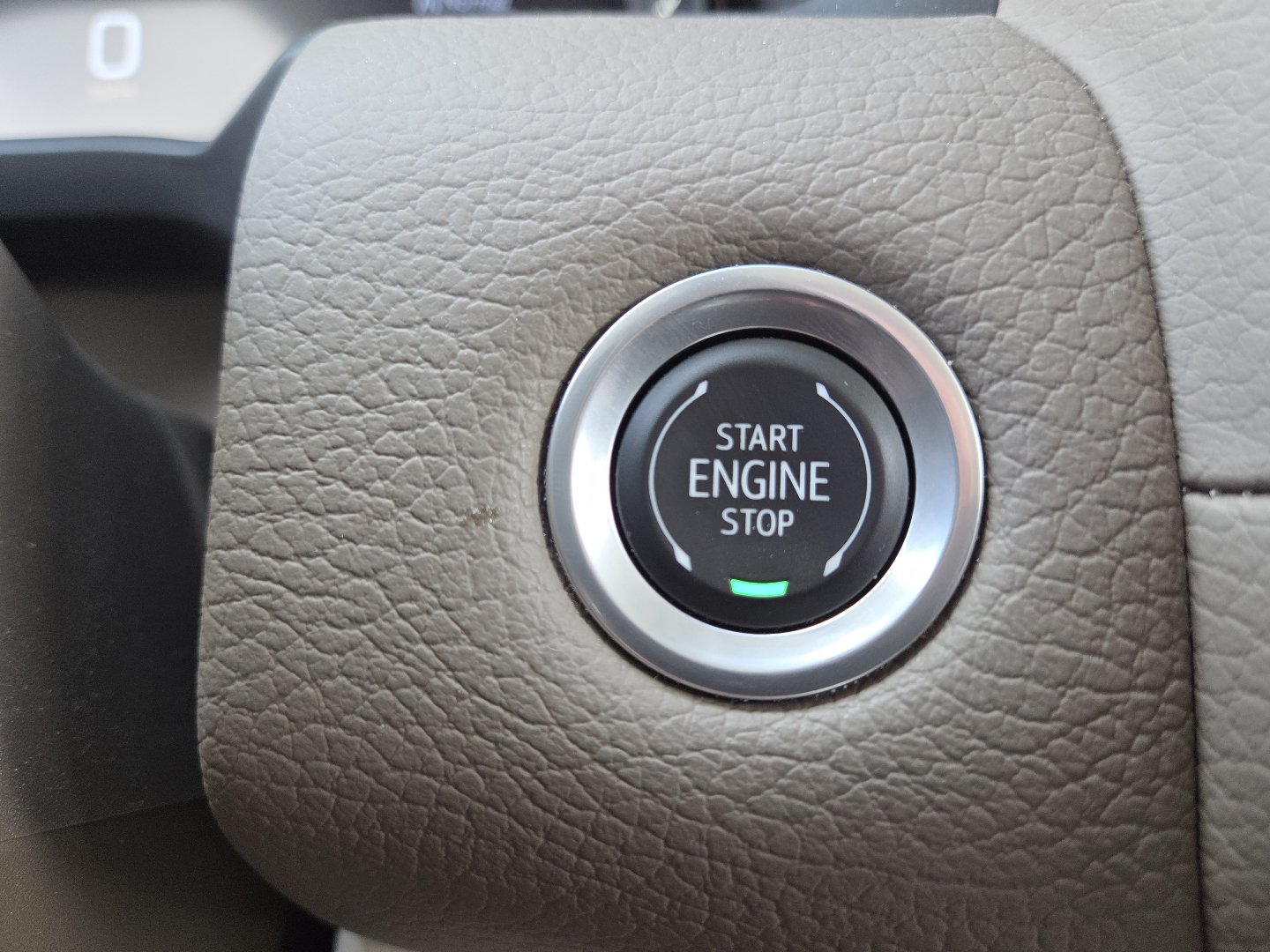 Used 2024 GMC Yukon Denali AWD/4WD image 13