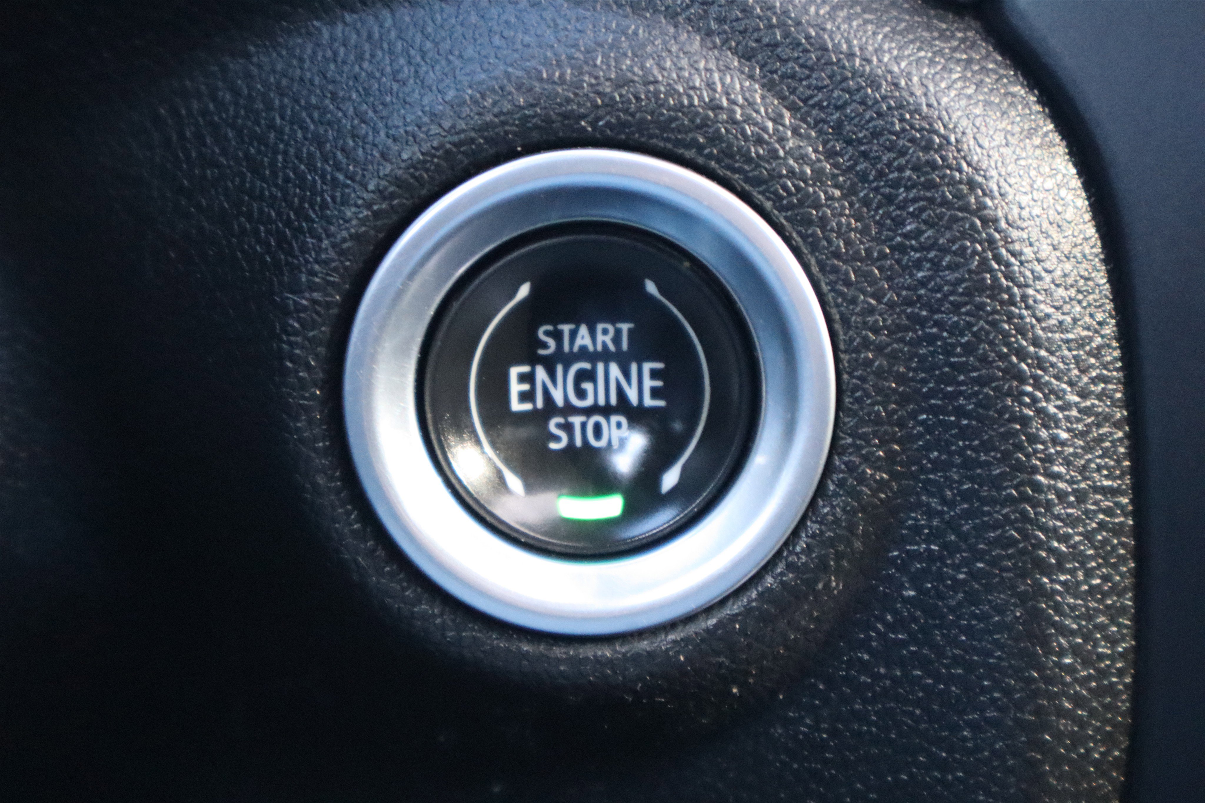 Used 2021 Chevrolet Silverado 2500 LTZ w/ LTZ Convenience Package image 33