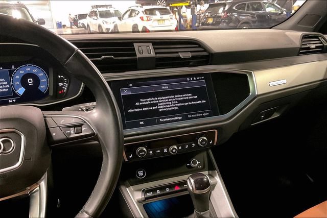 Certified 2024 Audi Q3 2.0T Premium Plus AWD/4WD image 6