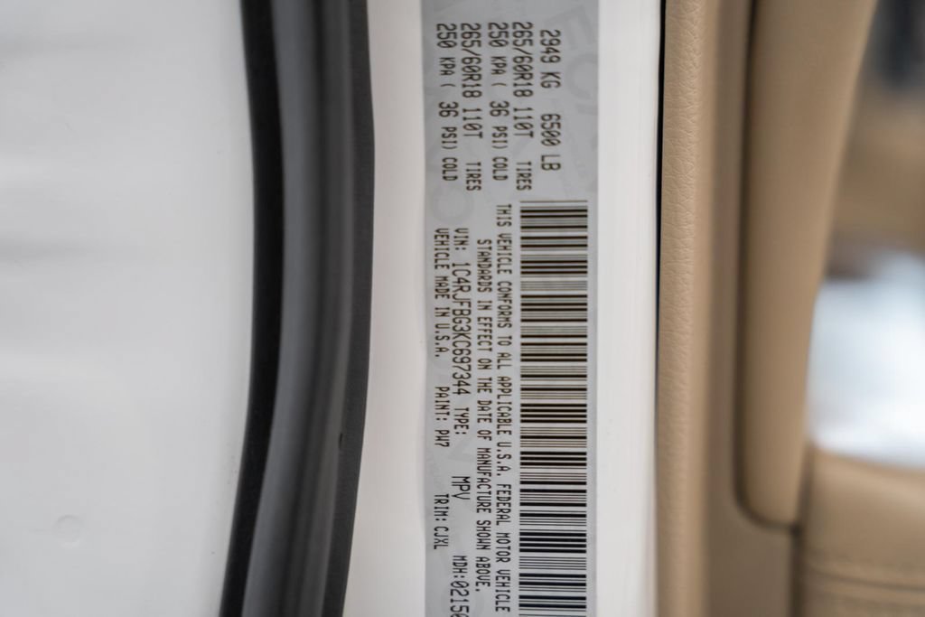 Used 2019 Jeep Grand Cherokee Limited AWD/4WD image 41