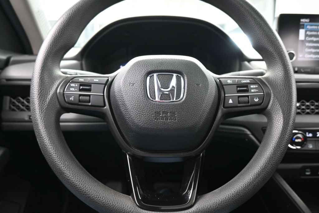 Used 2025 Honda Accord SE image 29