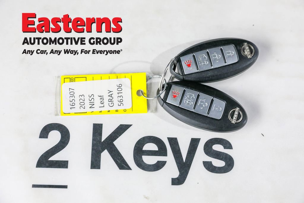 Used 2023 Nissan Leaf S image 24