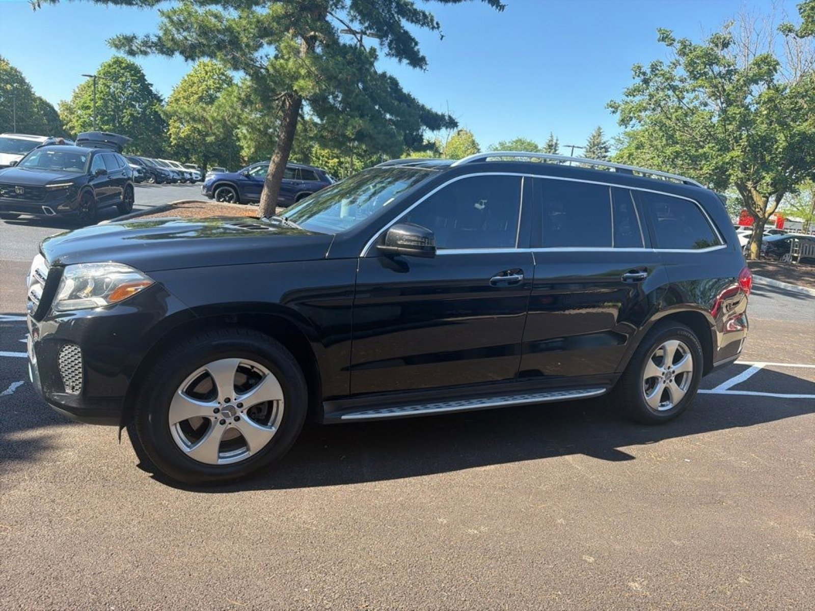 Used 2018 Mercedes-Benz GLS 450 4MATIC image 4
