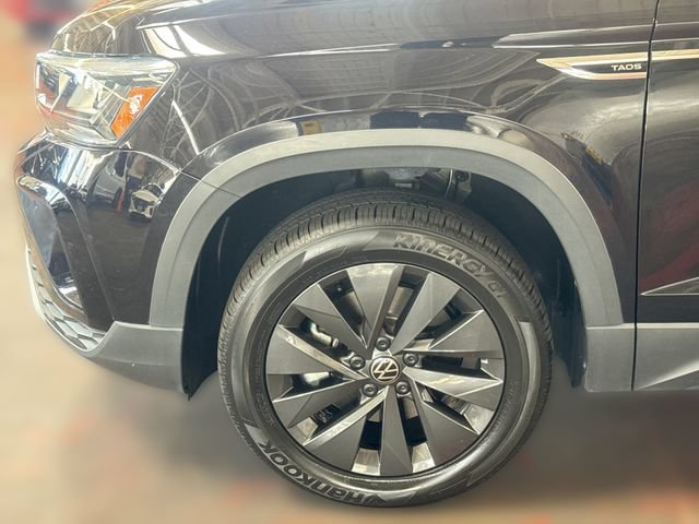 Certified 2023 Volkswagen Taos S FWD image 19