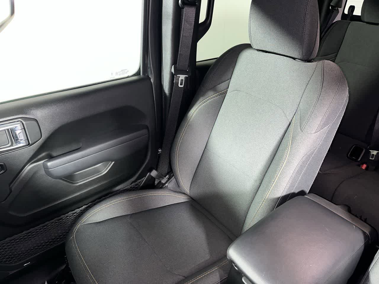Used 2025 Jeep Gladiator Sport AWD/4WD image 25