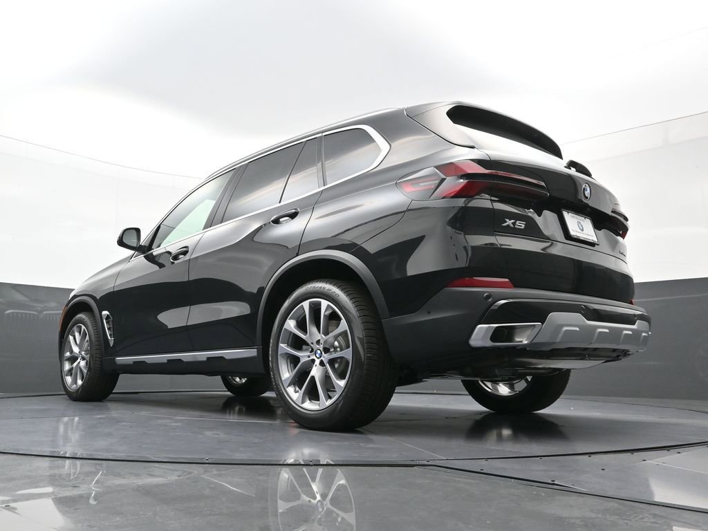 New 2026 BMW X5 xDrive40i w/ Premium Package image 25