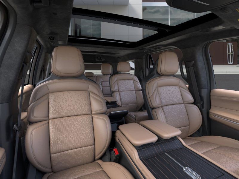 New 2025 Lincoln Navigator Black Label image 10