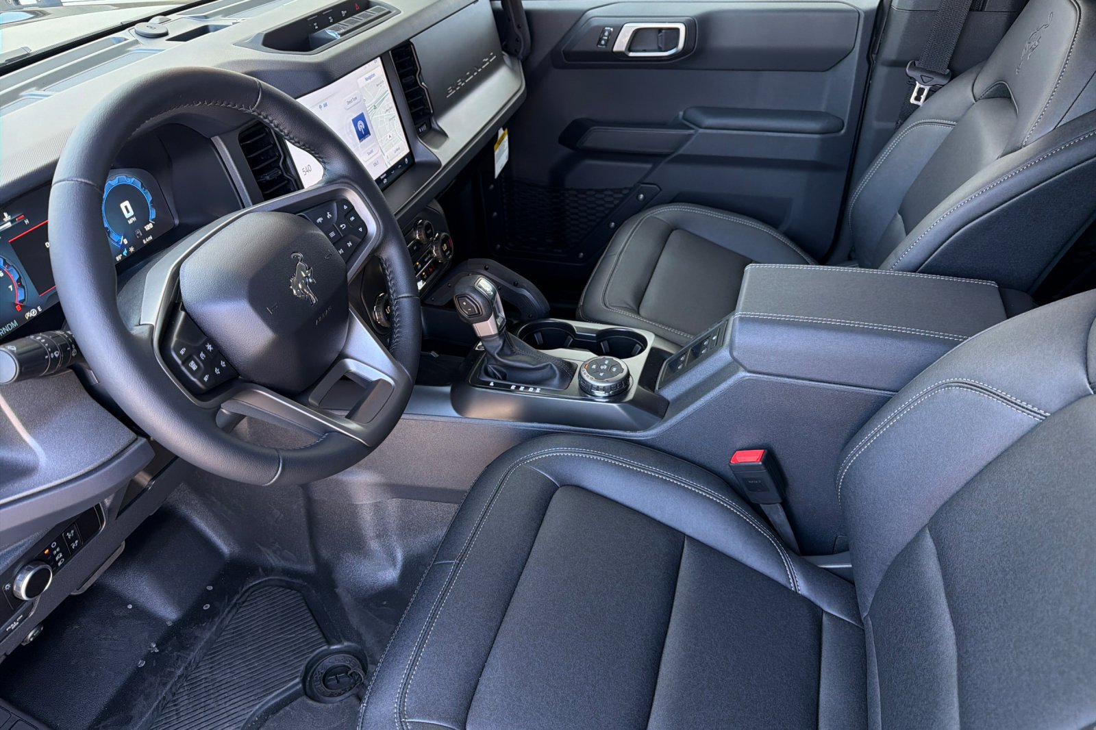New 2026 Ford Bronco Big Bend w/ Black Diamond Package AWD/4WD image 9