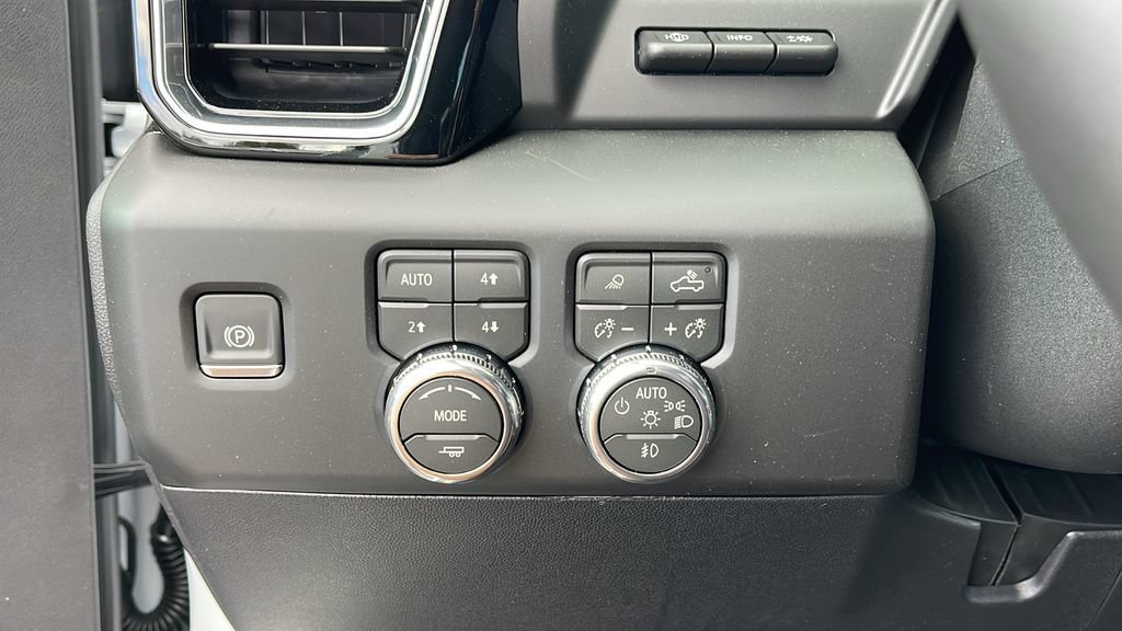New 2026 GMC Sierra 3500 Denali Ultimate AWD/4WD image 25