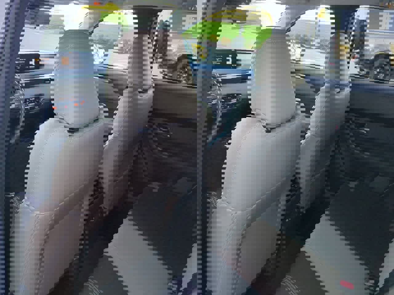 Certified 2025 MAZDA CX-50 AWD 2.5 S w/ Weather Package image 16