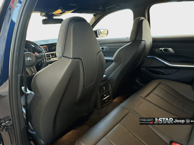 Used 2021 BMW M3 Competition w/ Executive Package RWD image 26