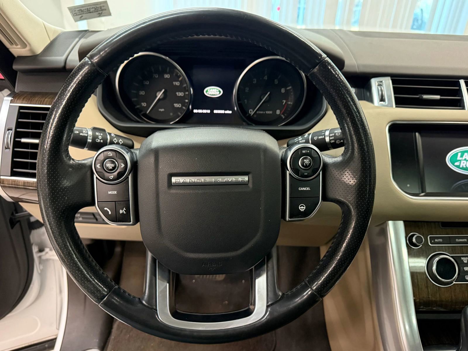 Used 2015 Land Rover Range Rover Sport HSE AWD/4WD image 30