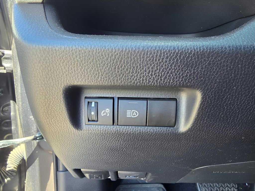 Used 2024 Toyota RAV4 XLE image 15