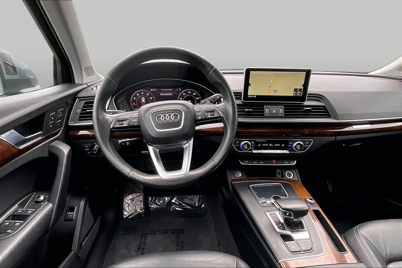Used 2018 Audi Q5 2.0T Premium Plus w/ Premium Plus Package AWD/4WD image 5