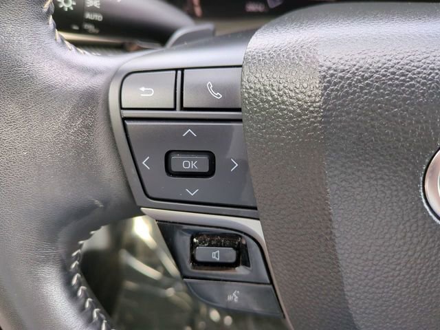 Used 2025 Toyota Camry SE w/ Convenience Package image 22