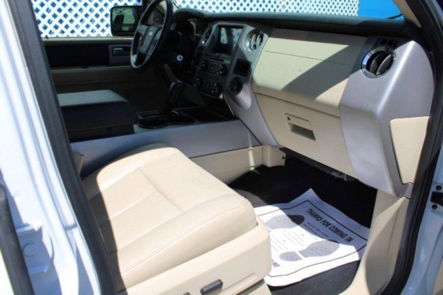 Used 2017 Ford Expedition EL XLT w/ Equipment Group 202A image 37