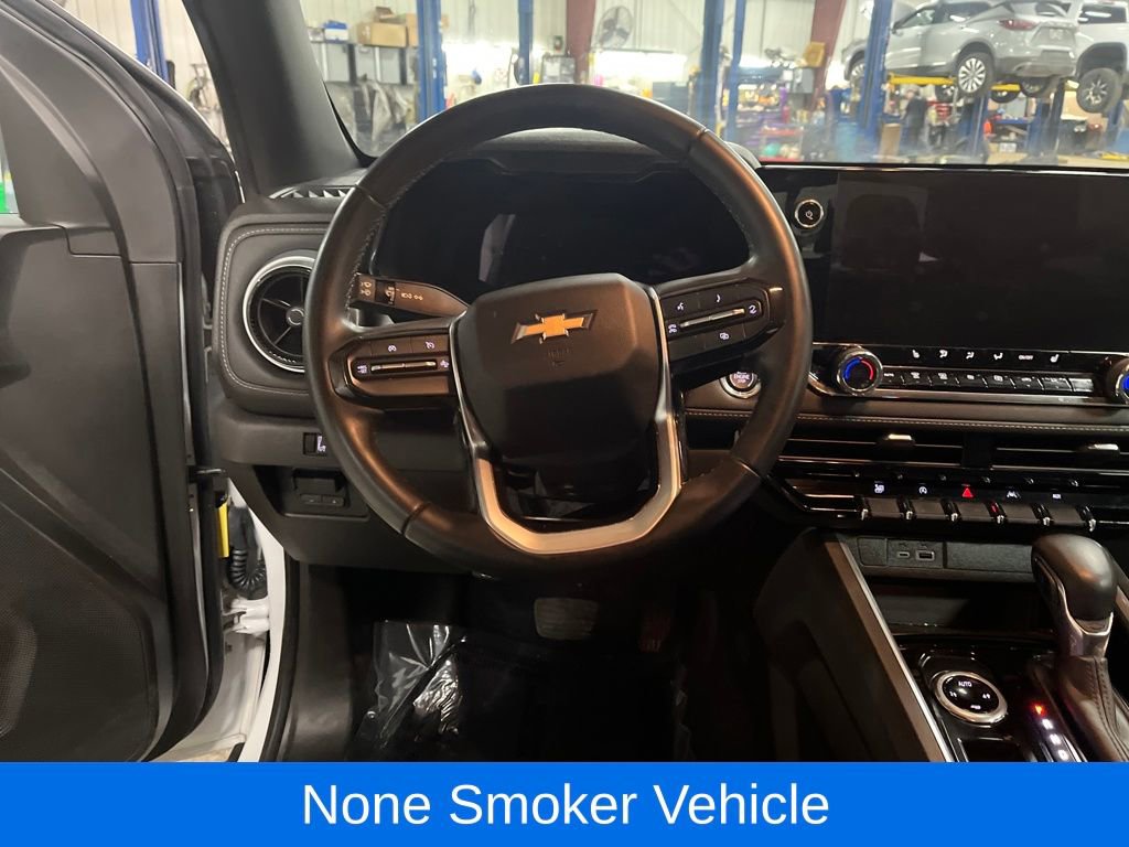 Used 2023 Chevrolet Colorado LT image 17