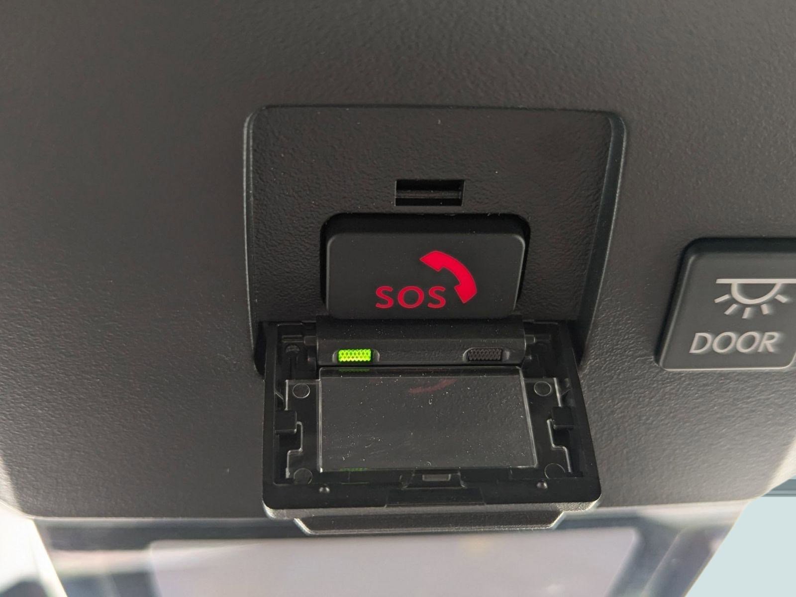 Certified 2025 Lexus ES 300h w/ Luxury Package image 29