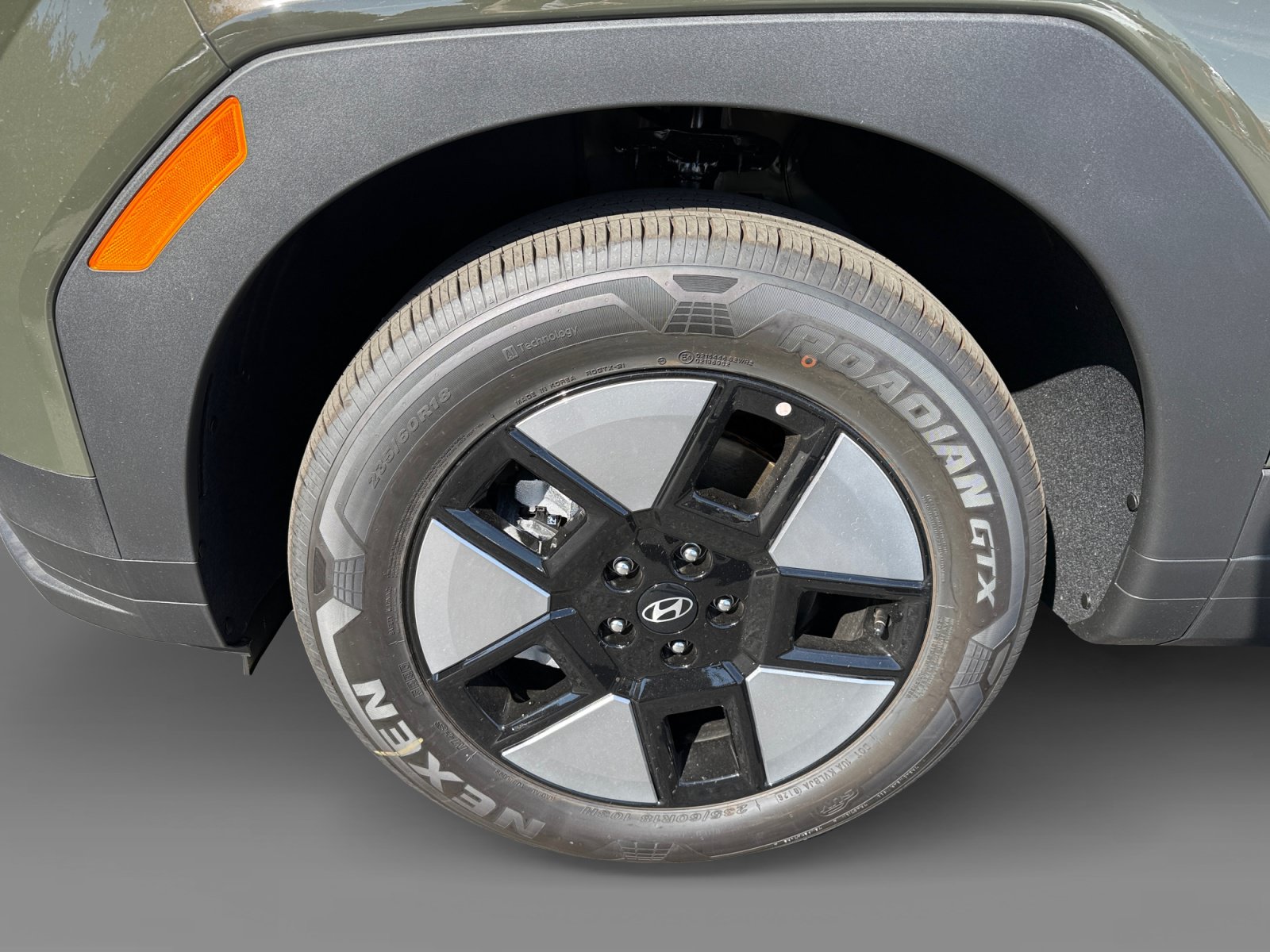 New 2026 Hyundai Santa Fe SEL FWD image 9