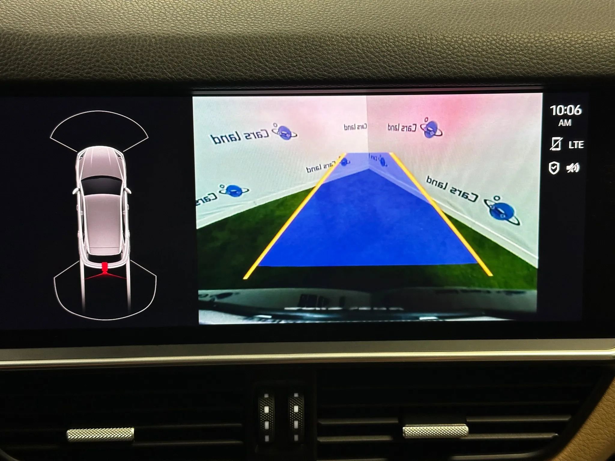 Used 2022 Porsche Cayenne Platinum Edition w/ Premium Package Plus image 50