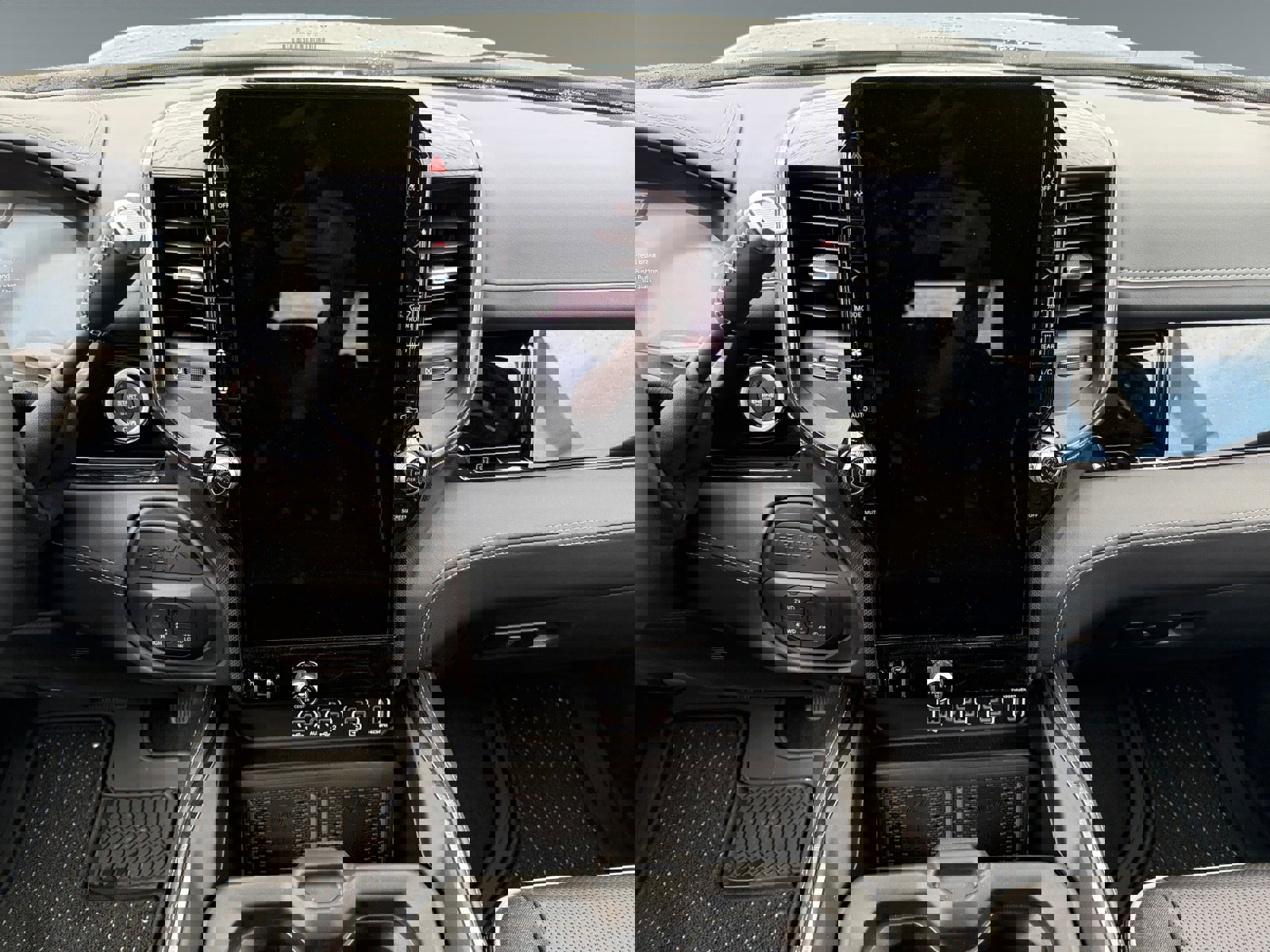 New 2026 RAM 3500 Limited image 11