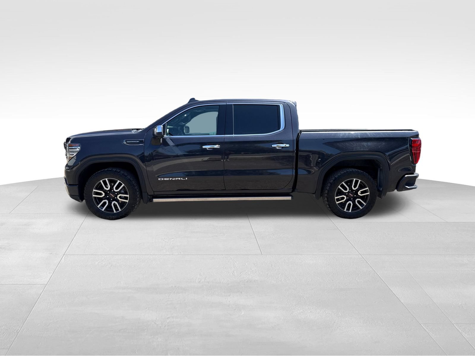 Used 2022 GMC Sierra 1500 Denali Ultimate AWD/4WD video 2