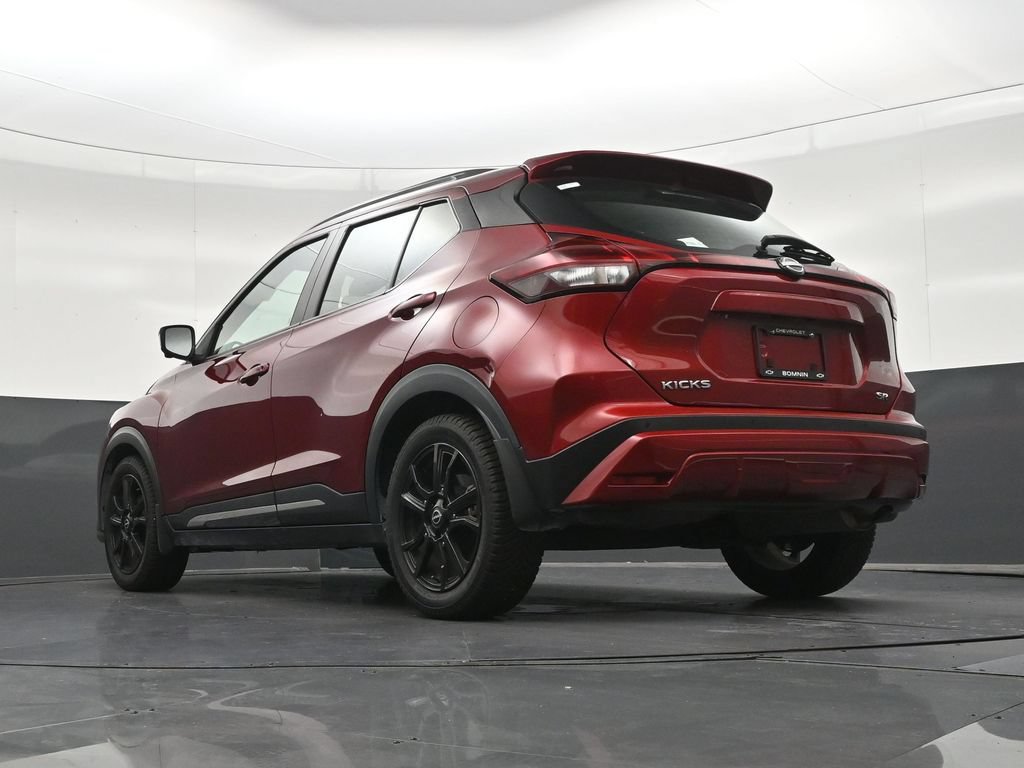 Used 2023 Nissan Kicks SR w/ SR Premium Package FWD image 25
