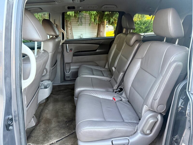 Used 2015 Honda Odyssey Touring image 11