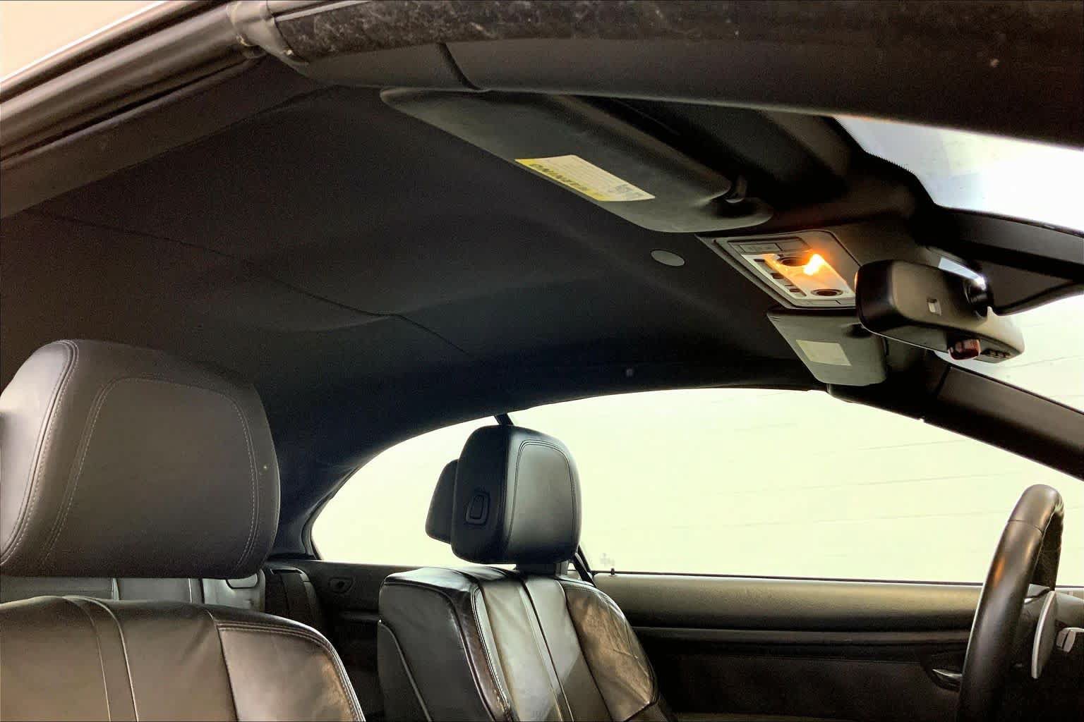 Used 2010 BMW M3 Convertible RWD image 13