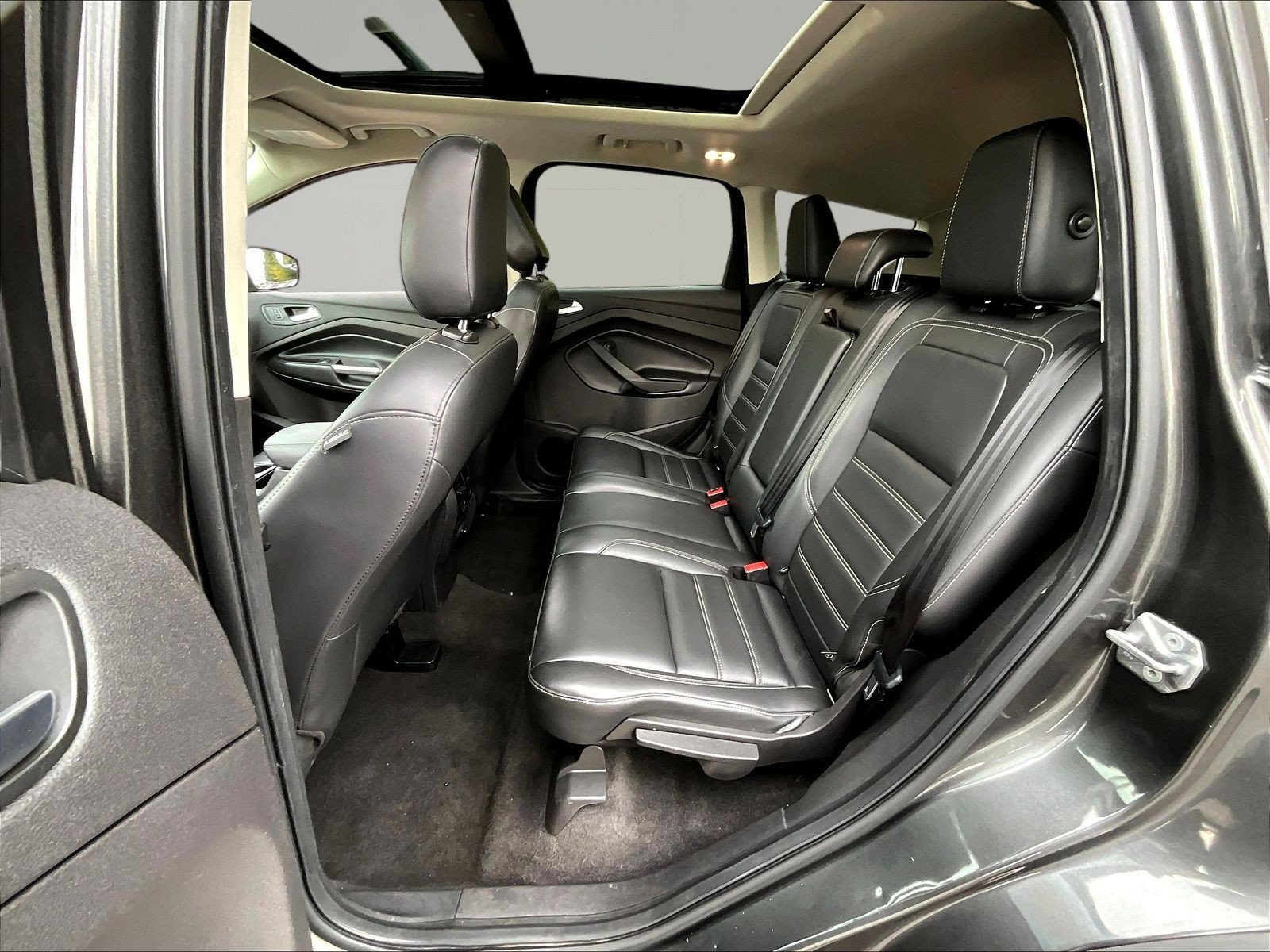 Used 2019 Ford Escape SEL FWD image 22