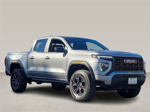 Used 2025 GMC Canyon Elevation
